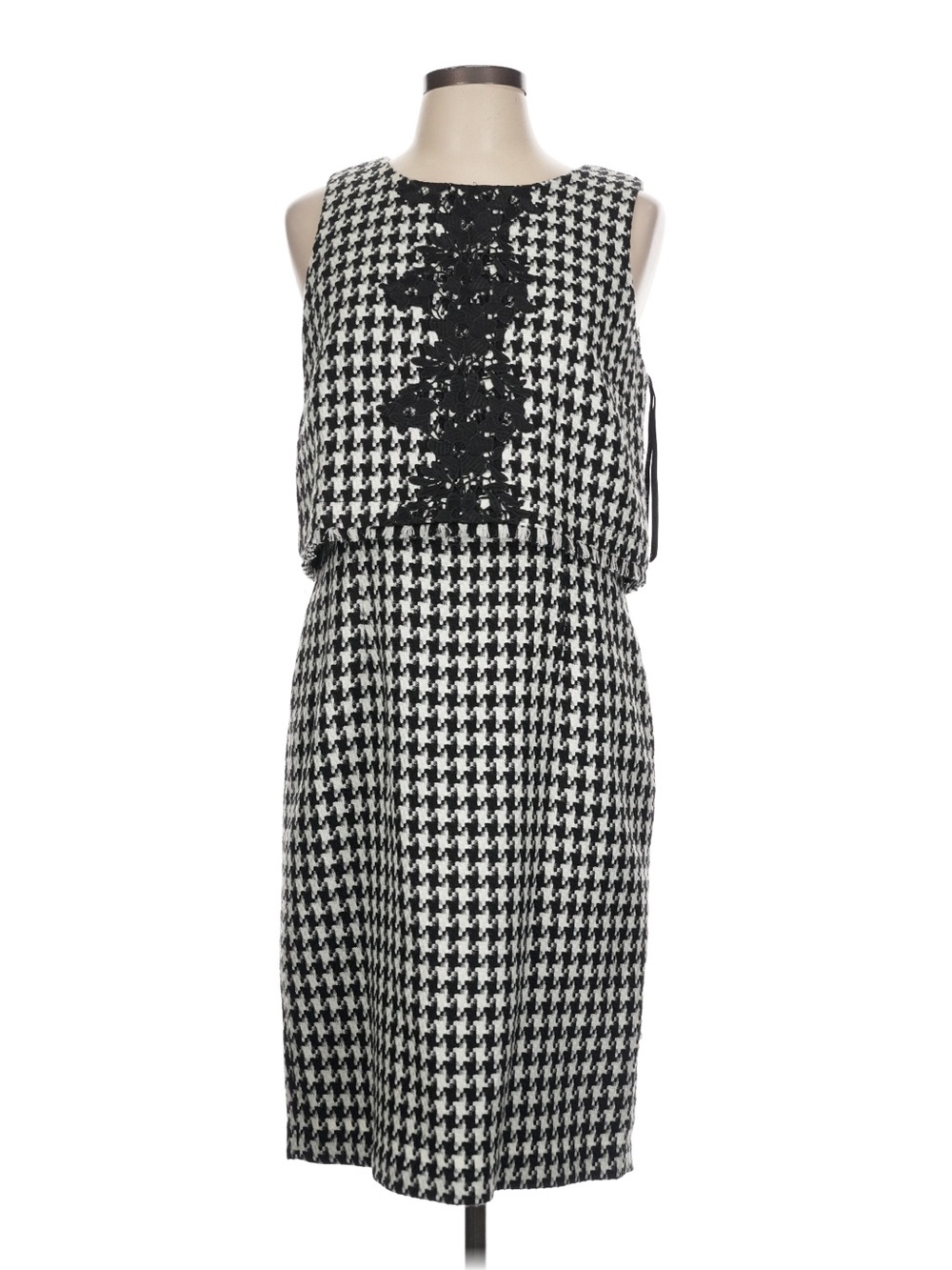 Karl Lagerfeld Paris Black and White Houndstooth Lace Popover Lace Midi Dress